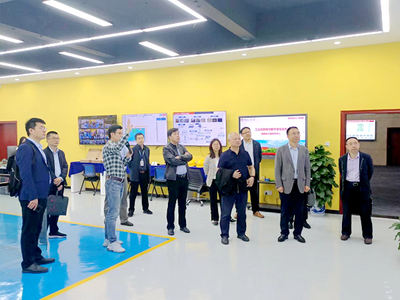 數(shù)字文創(chuàng)賦能，共筑湘江實(shí)驗(yàn)室新篇章——何繼善、范國濱院士一行蒞臨我校共商發(fā)展大計(jì)